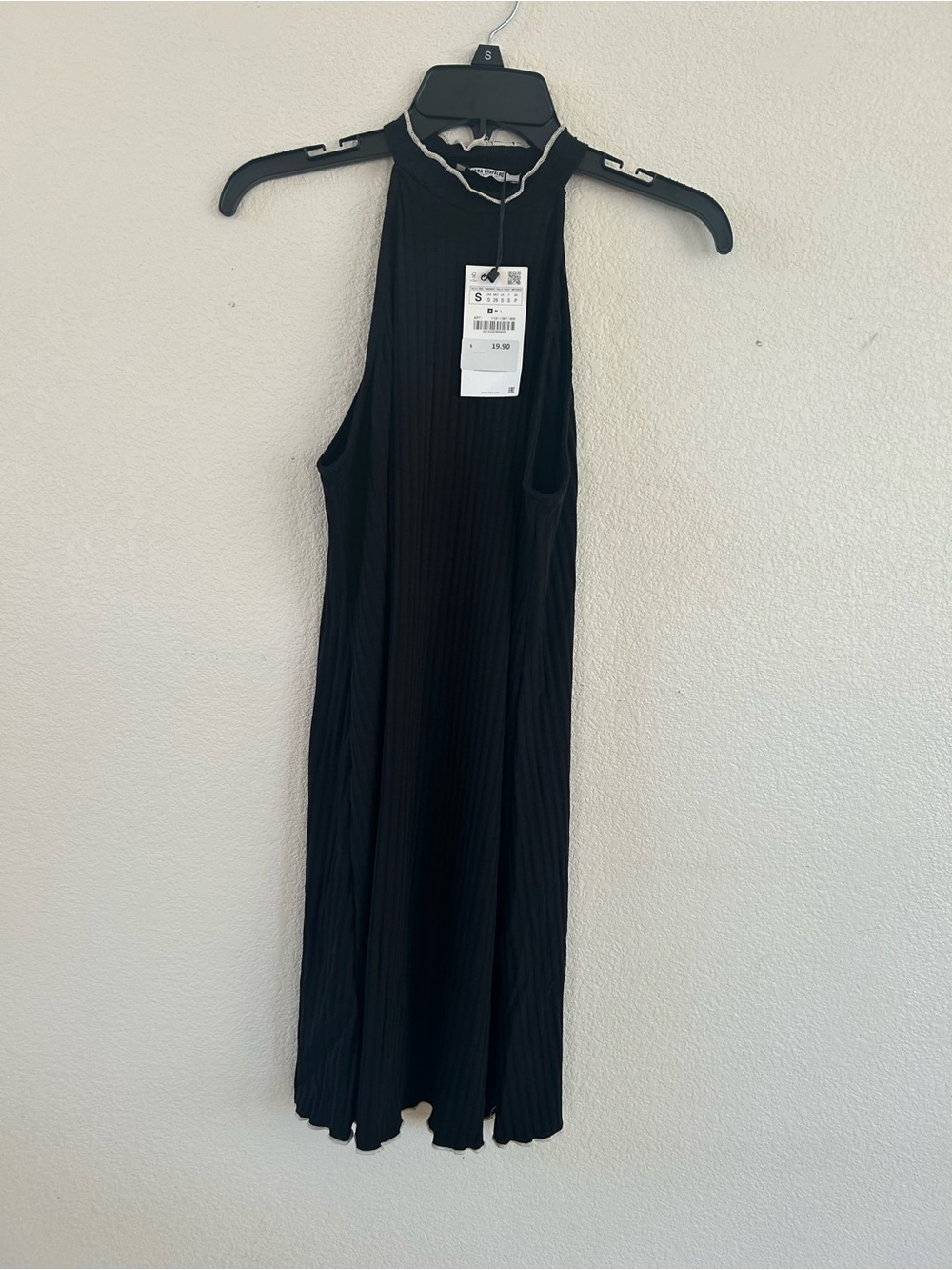 Zara Black Ribbed Mock-Neck Sleeveless Top with Contrast Trim